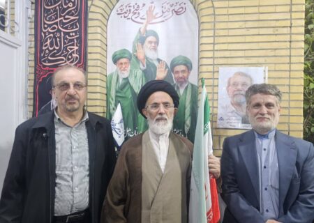 حضور سید مهدی حسین زاده دبیرکل بنیاد قرآن در مراسم بزرگداشت دکتر لاریجانی